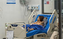 Ngôi sao ca nhạc đình đám: Nợ 40 tỷ, U60 nhiều bệnh, mất khả năng nói chuyện và ăn uống