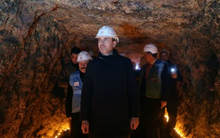 Một quốc gia vừa tuyên bố phát hiện mỏ đất hiếm lớn thứ 3 thế giới: Quy mô ước tính 12,5 triệu tấn, phân vân không biết bắt tay Mỹ hay Trung Quốc