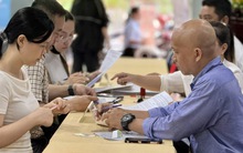 Doanh nghiệp trốn đóng BHTN, sao bắt NLĐ "đóng thay"?