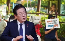 Miễn thị thực cho du khách Trung Quốc, Seoul đối mặt làn sóng biểu tình: Tổng thống Hàn Quốc ra lệnh khẩn