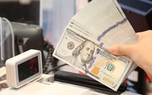 Ngân hàng Nhà nước mạnh tay với tình trạng mua, bán USD trái phép