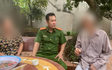 Quan sát camera ở nhà thấy bố mẹ nói chuyện điện thoại với biểu hiện sợ hãi, người đàn ông Hà Nội nhanh chóng báo Công an