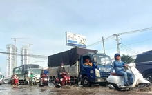 Ngập lênh láng do triều, cao tốc chậm tiến độ..., Sở Xây dựng TPHCM nói gì?