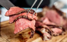 Không phải chiên rán, đây mới là kiểu chế biến thịt tệ nhất: Bác sĩ cảnh báo tăng nguy cơ mắc ung thư