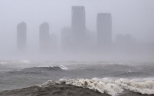 Bão Matmo đổ bộ Trung Quốc, gió giật cấp 14, sóng cao 4 m