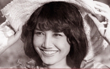 Mỹ nhân của 'Ván bài lật ngửa': Làm mẹ đơn thân 50 năm, an yên nơi xứ người