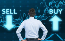 VN-Index "dò đáy", chiến lược đầu tư nào là khôn ngoan nhất?