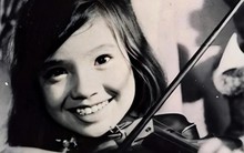 NSND Lan Hương 'Em bé Hà Nội': Cãi mẹ theo nghệ thuật, U70 viên mãn bên chồng