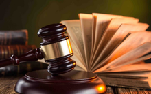 Hai doanh nghiệp bị xử phạt do vi phạm công bố thông tin