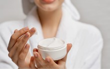 NÓNG: Thu hồi toàn quốc, tiêu hủy lô kem dưỡng ẩm kém chất lượng