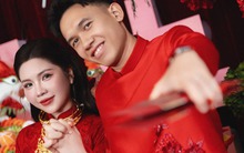 Cưới tiền vệ đội tuyển Việt Nam, cô dâu vàng đeo trĩu cổ đúng chuẩn "cô chủ tiệm vàng"