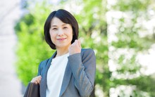 Bước qua tuổi U50 tôi mới nhận ra: Không phải tiền bạc, đây mới là 4 thứ quan trọng ai cũng cần phải để dành