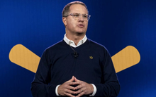 CEO nhà bán lẻ lớn nhất thế giới chính thức nghỉ hưu sau 40 năm gắn bó