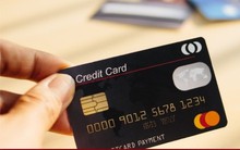 Lãi suất thẻ tín dụng tăng mạnh, cao nhất lên 22%/năm