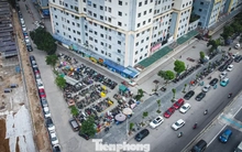 Hà Nội lắp camera phạt nguội, 'phố 120 m' vẫn thành bãi đỗ xe khổng lồ