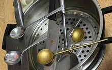 Nghe thì khó tin nhưng 5 món đồ quen thuộc này trong nhà bếp lại đang khiến cả nhà bạn hít phải "chất độc" mỗi ngày