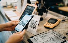 “Không có chuyện khách Trung Quốc chuyển tiền NDT vào tài khoản VND của cá nhân người bán hàng”: Triển khai thanh toán xuyên biên giới phải có QR Pay