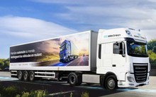 Pháp thử nghiệm cao tốc sạc không dây đầu tiên cho xe điện