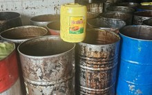 Đột kích một cơ sở, công an triệt phá đường dây sản xuất dầu ăn giả hết hạn, tịch thu nhiều can 20 lít, thùng phuy và bao bì đóng gói tại Kenya