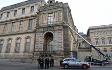 Thông tin sốc về những tên cướp bảo tàng Louvre vừa bị bắt