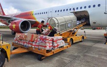 Vietjet cùng đồng bào vượt qua bão lũ, lan tỏa yêu thương