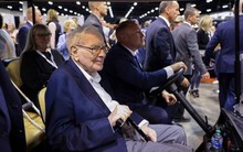 Warren Buffett bán ròng cổ phiếu liên tục 12 quý, âm thầm tiếp tục 'xả hàng' Apple