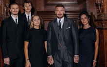 Tiểu thư Harper xinh đẹp, khí chất thanh lịch chiếm trọn spotlight giữa lâu đài nơi David Beckham được phong Hiệp sĩ