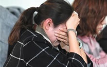 Dốc hết tiền bạc cho con học trường đắt nhất khu, bố mẹ chết lặng khi con về nhà nói thẳng 1 câu!