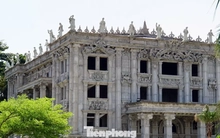 Sốt ruột hình ảnh khách sạn hạng sang 'đắp chiếu' ở Đồ Sơn