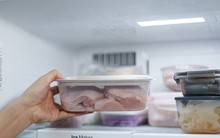 Sai lầm khi cất thịt trong tủ lạnh khiến vi khuẩn lây lan, cả nhà ngộ độc