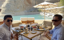 Bữa sáng "sặc mùi tiền" của Thái Công