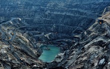 Thu về gần 500 tỷ mỗi ngày dù lượng hàng tồn kho cao kỷ lục: DN này kinh doanh gì, lời lãi ra sao?