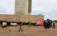 Cầu Sông Lô bị hư hỏng nặng: Nhà thầu đề xuất tự bỏ tiền sửa chữa