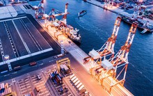 Xuất nhập khẩu 2025 lập kỷ lục 920 tỉ USD, Việt Nam vào top 15 nền thương mại lớn nhất thế giới