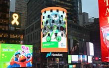 Nem của bể, bánh xèo, xích lô... Việt Nam xuất hiện ở Quảng trường Thời Đại, New York