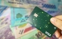 Một ngân hàng thu phí 150.000 đồng/tháng đối với tài khoản không phát sinh giao dịch trong 12 tháng