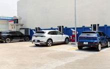 Hà Nội đề xuất V-green của ông Phạm Nhật Vượng lắp 39 trạm sạc, tủ đổi pin xe điện ở nơi công cộng, sử dụng chung cho nhiều loại phương tiện