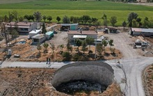 Thổ Nhĩ Kỳ mọc lên 648 "hố tử thần" chỉ sau một đêm: Thiên nhiên trừng phạt hay nhân tai?