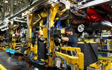 Nhà máy ô tô lớn nhất Anh nâng cấp cho cuộc cách mạng xe điện