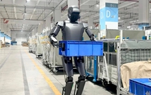 Trung Quốc lập 'lò' huấn luyện robot đến mức độ này: robot phản xạ như người, hoàn thành công việc chính xác 95% - lao động phổ thông có thất nghiệp cũng phải chịu