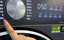 1 chi tiết ẩn ở máy giặt khiến quần áo càng giặt càng bẩn, 99% người không để ý