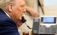 Tổng thống Mỹ Donald Trump gặp tổng thống Ukraine, điện đàm với tổng thống Nga