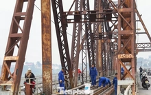 Hình ảnh công trường cầu Long Biên trong đợt đại tu quy mô nhất lịch sử