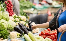 Mẹo khi đi chợ mua thực phẩm nấu ăn: Nếu muốn hời phải biết cách "nhắm đúng mục tiêu"