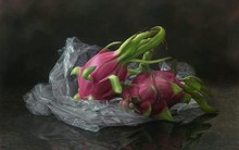 Bức tranh 2 quả thanh long trông thật đến mức "có thể bổ ra ăn được luôn": Hé lộ về tác giả