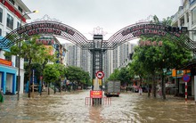 Loạt khu nhà giàu Hà Nội sắp hết khổ mỗi khi mưa lớn là ngập trong "biển nước" nhờ việc này