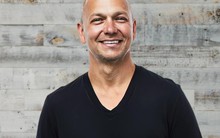 “Cha đẻ iPod” muốn thay Tim Cook để trở thành CEO mới của Apple