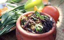 4 đặc sản "ngọ nguậy" đáng sợ bậc nhất Việt Nam