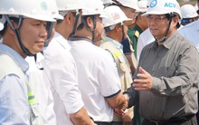 Thủ tướng Phạm Minh Chính kiểm tra, chúc Tết tại sân bay Long Thành