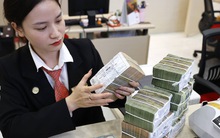 Dự báo mới nhất về lãi suất, giá USD sau Tết